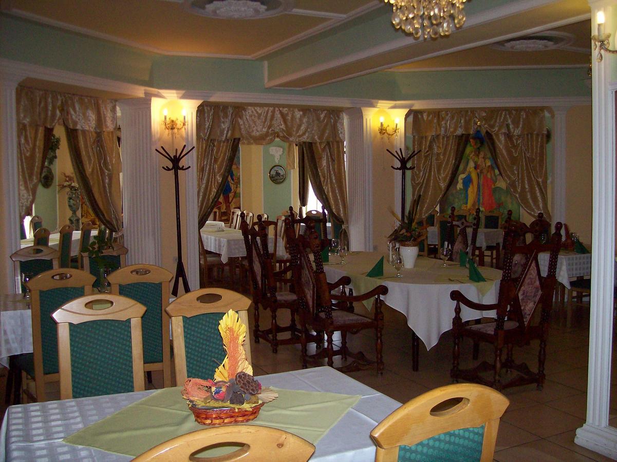 Forro Holdfeny Hotel מראה חיצוני תמונה